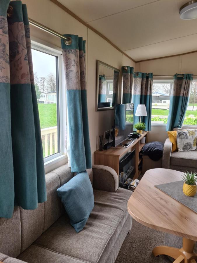 טאטרשאל Hot Tub Hols 3 Bed Caravan At 42 Kingfisher Court מראה חיצוני תמונה